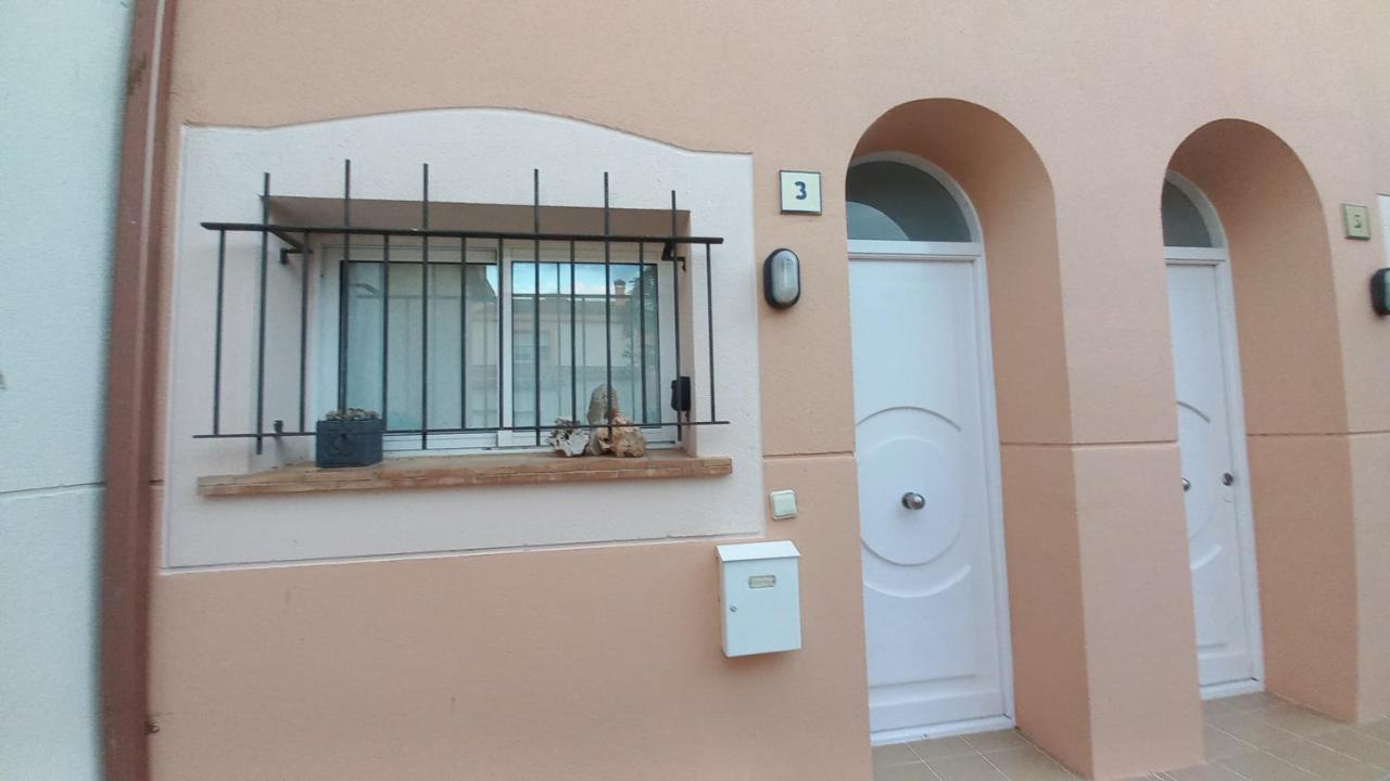 Ferienwohnung Casa Unifamiliar Con Patio Y Piscina En L'Estartit- Costa Brava Exterior foto